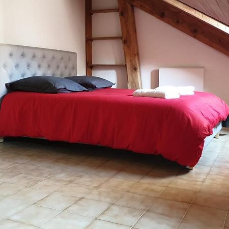 Embrun Cosy Apartment ภายนอก รูปภาพ